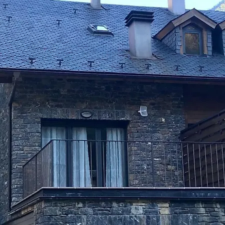 Apartament A Apartment Llavorsi